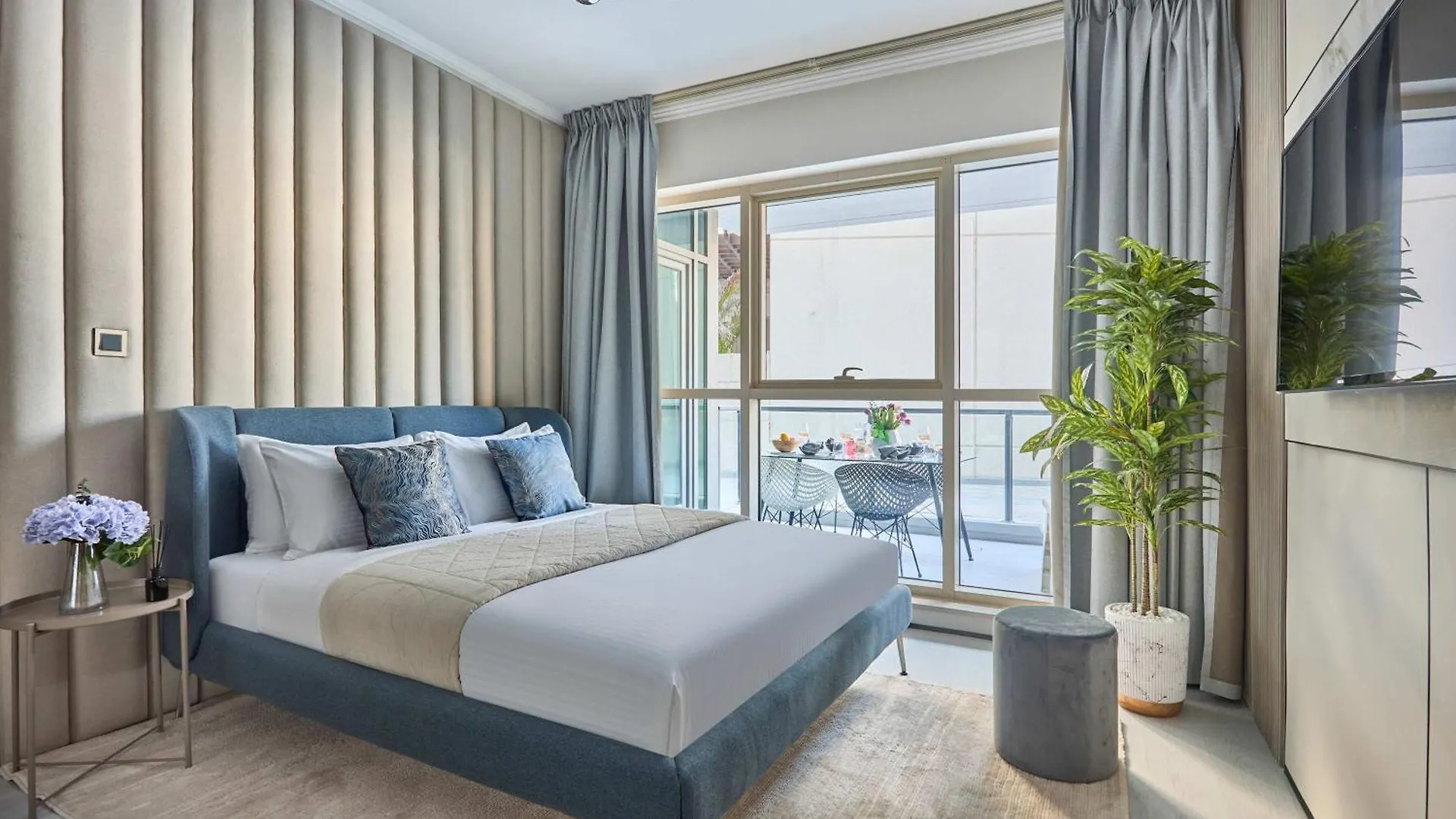 Frank Porter - Marina Quays East Tower Dubai